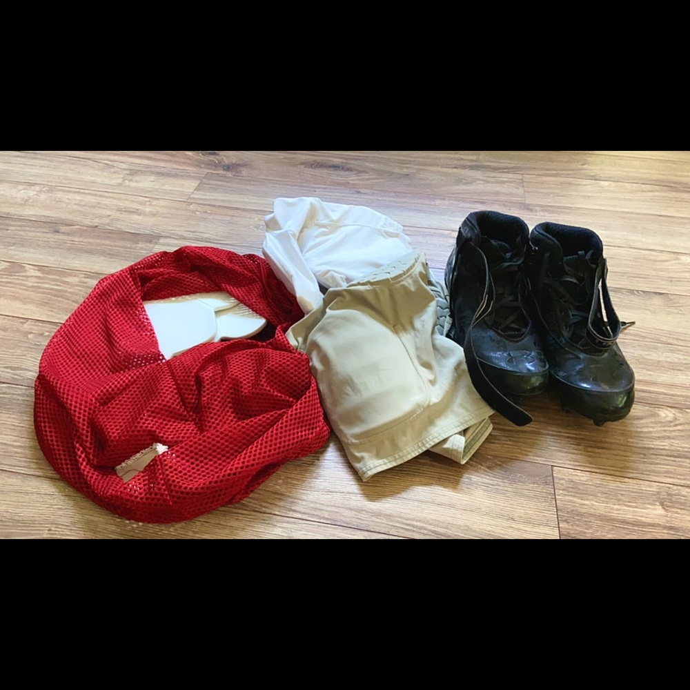 House hold items, Women’s & Girls Clothes - Picture 4 of 15